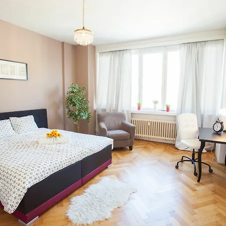 Apartman Lovely In Center